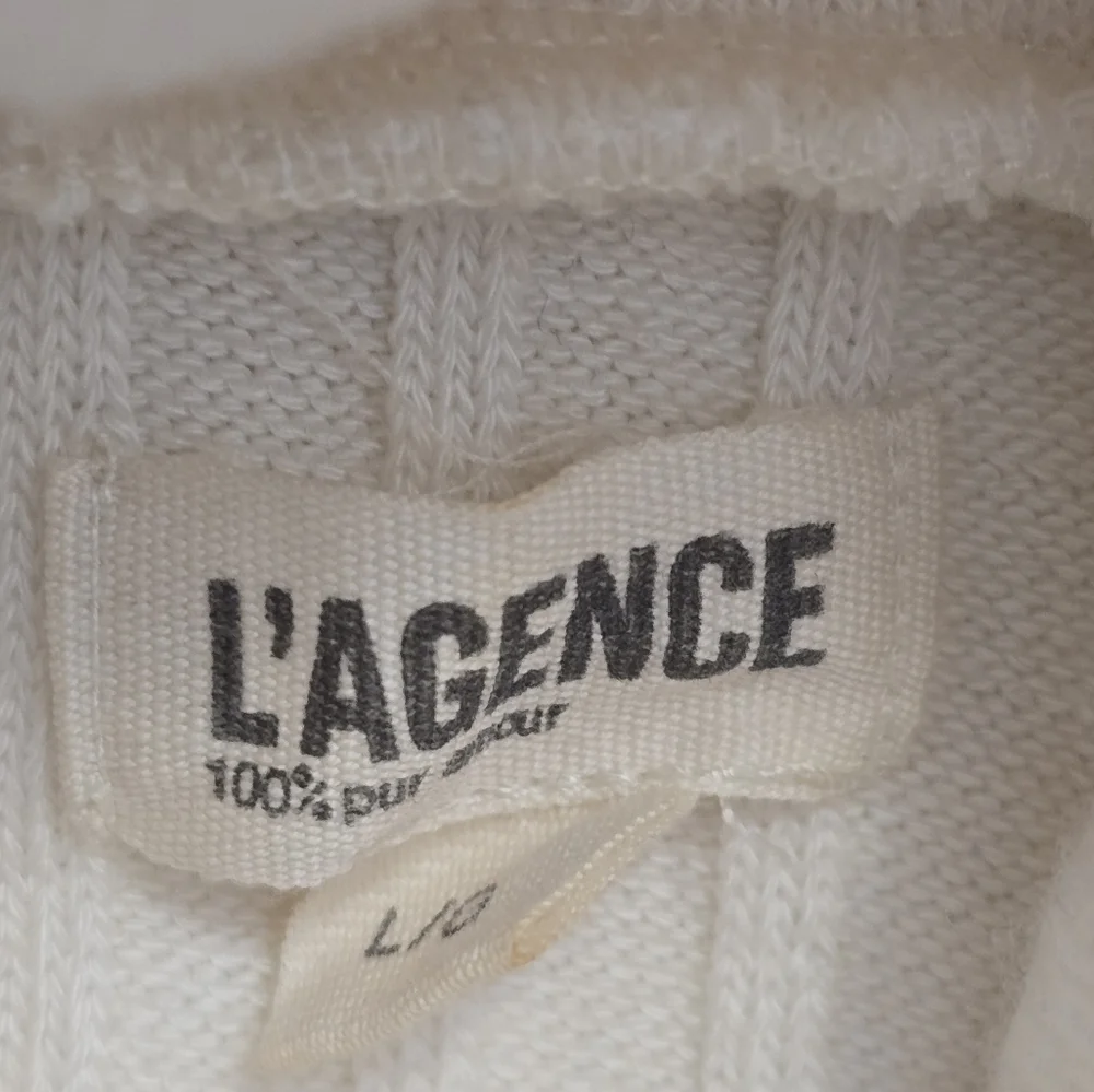 L'agence Ceci Sleeveless Turtleneck - Picture 4 of 5